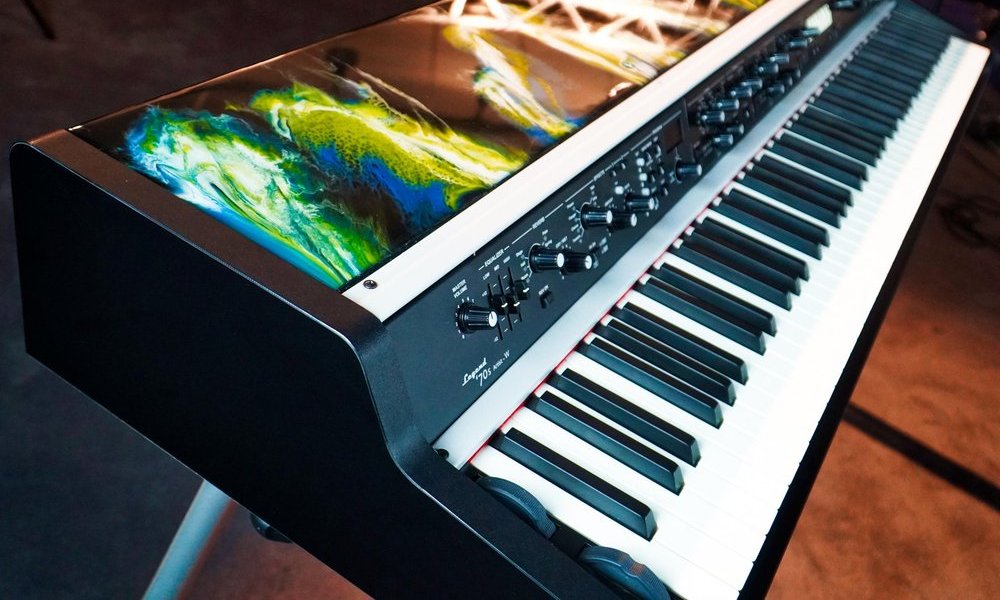 Legend 70s buy Calgary, Canada